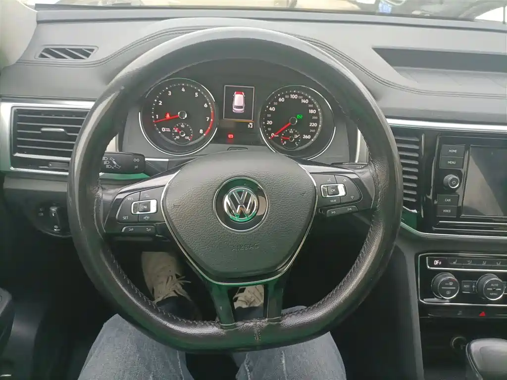 Volkswagen Teramont 2019 380TSI 4WD Luxury Edition China VI фото 7