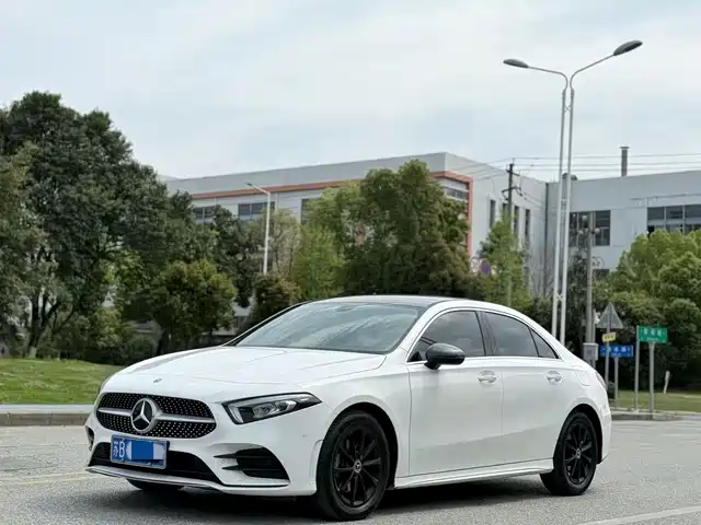 MERCEDES-BENZ A CLASS