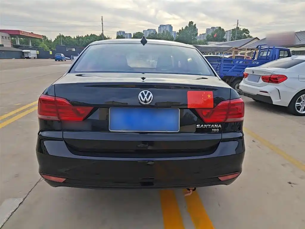 Volkswagen Santana 2016 1.6L Manual Trend Edition фото 6