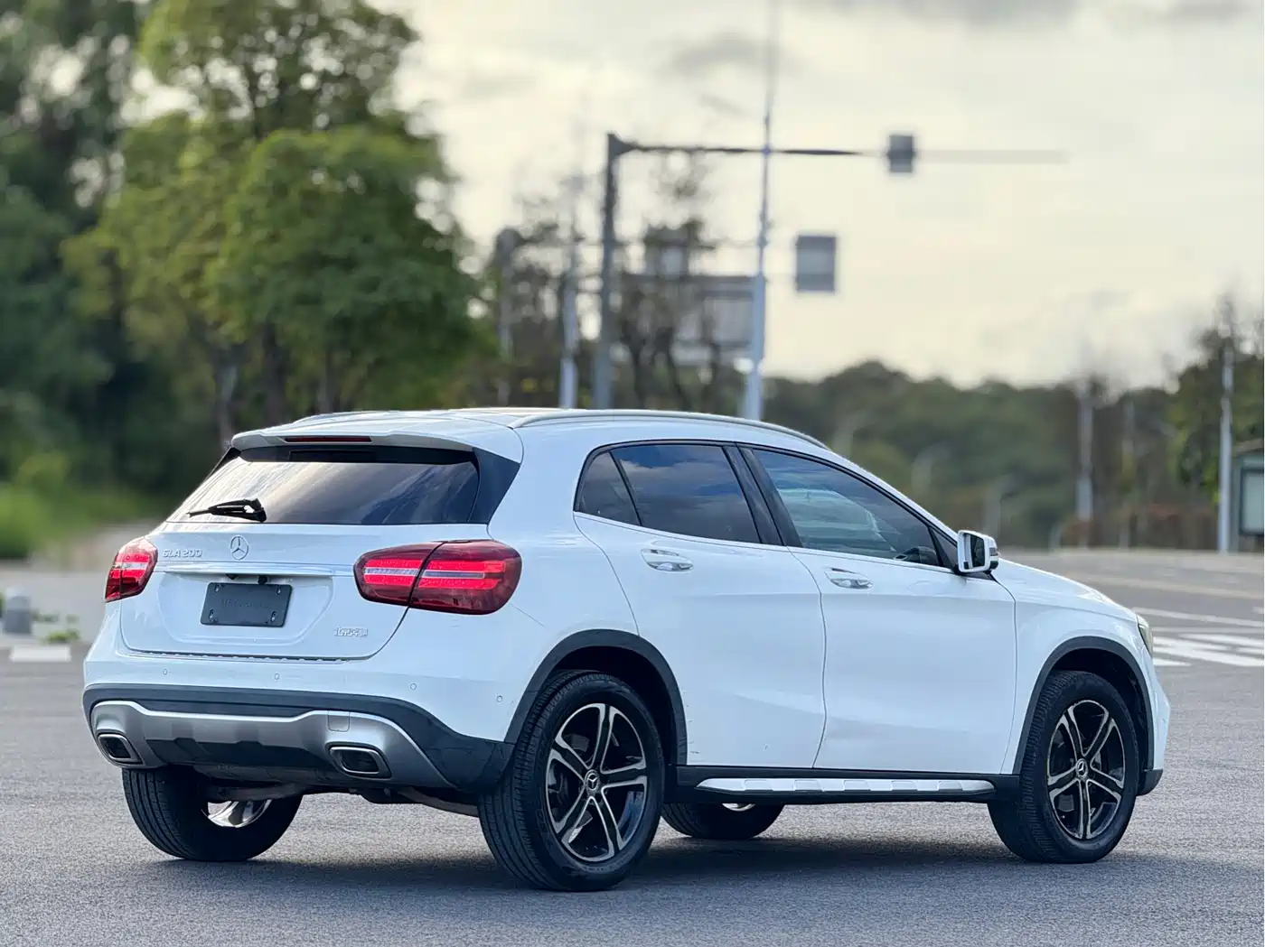 Mercedes-Benz GLA 2018 GLA 200 Fashion фото 14