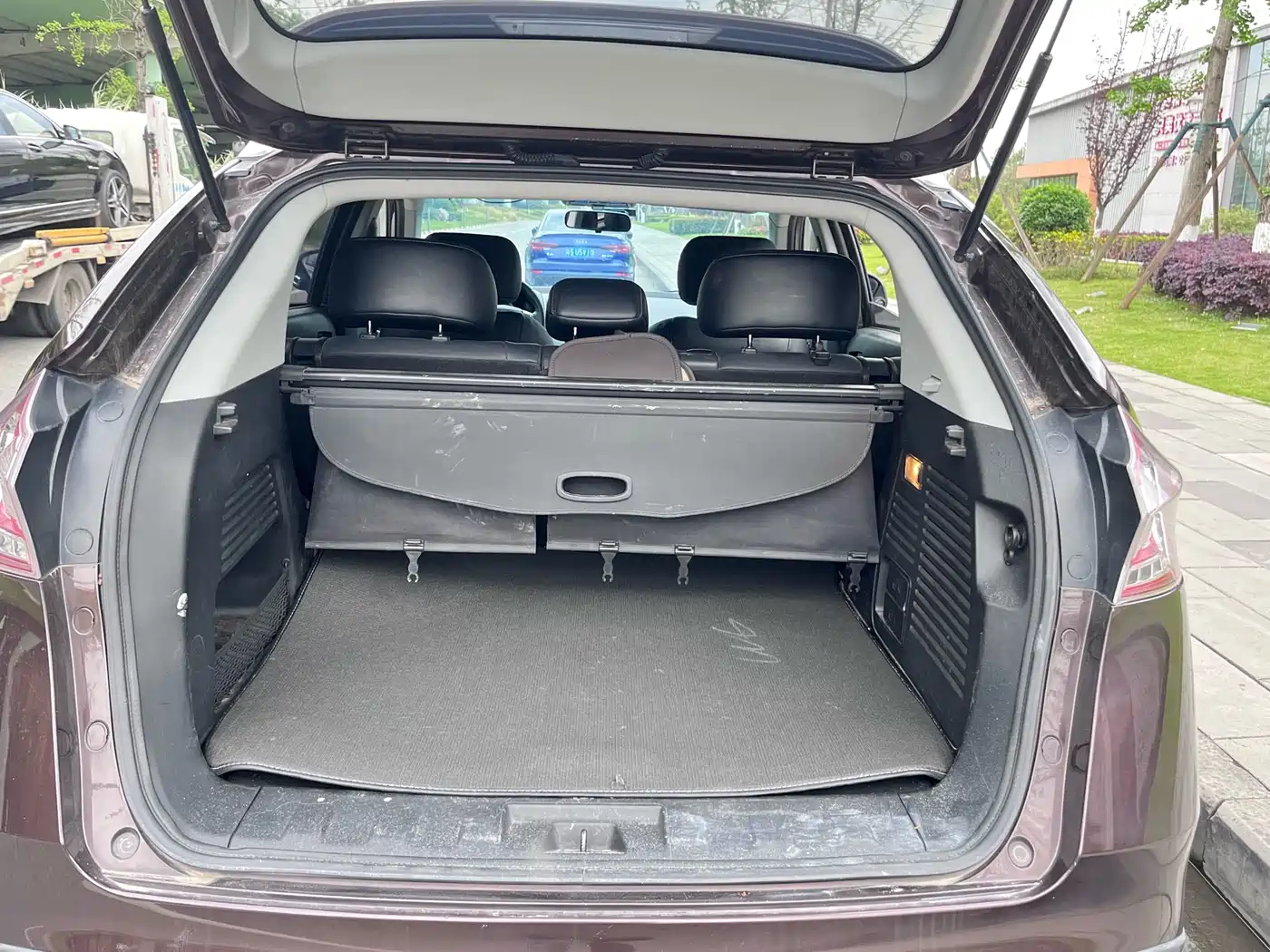 Luxgen U6 SUV 2016 2015 1.8T Fashion Edition