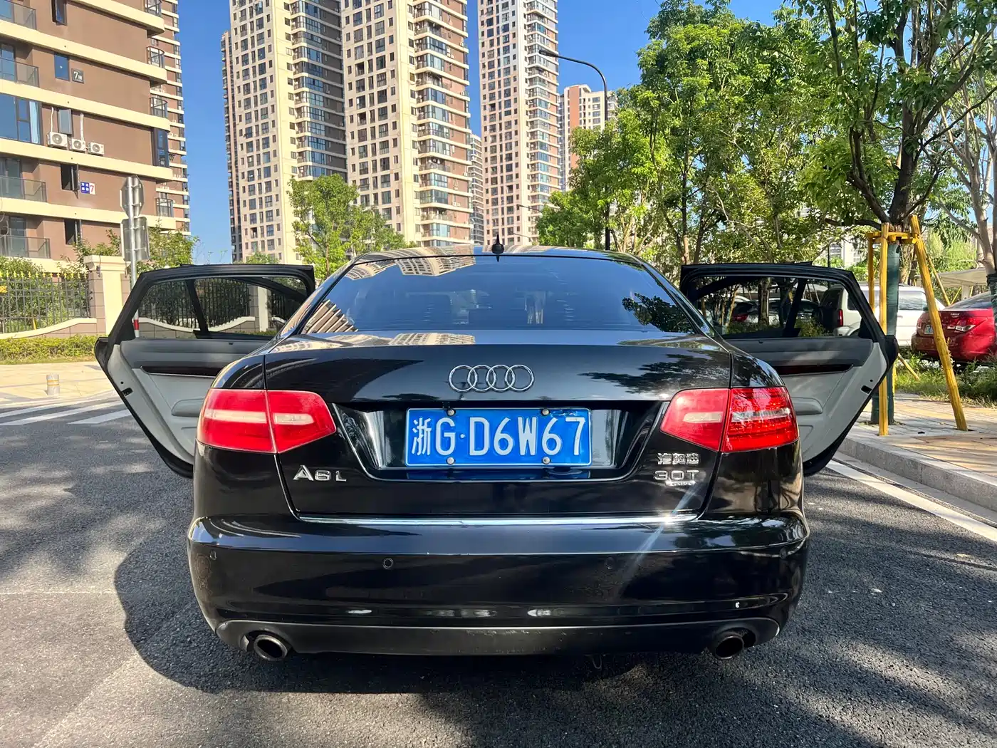 Audi A6L 2011 3.0 TFSI quattro Luxury фото 15