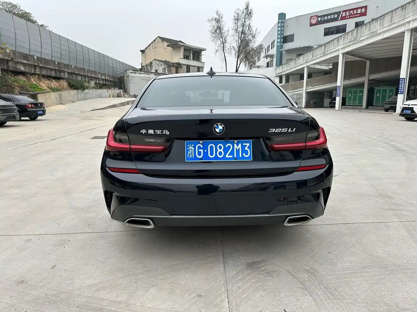 BMW 3 Series 2022 325Li M Sport Package фото 8