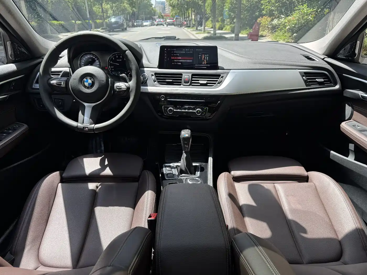 BMW 1 Series 2019 120i M Sport Package фото 7