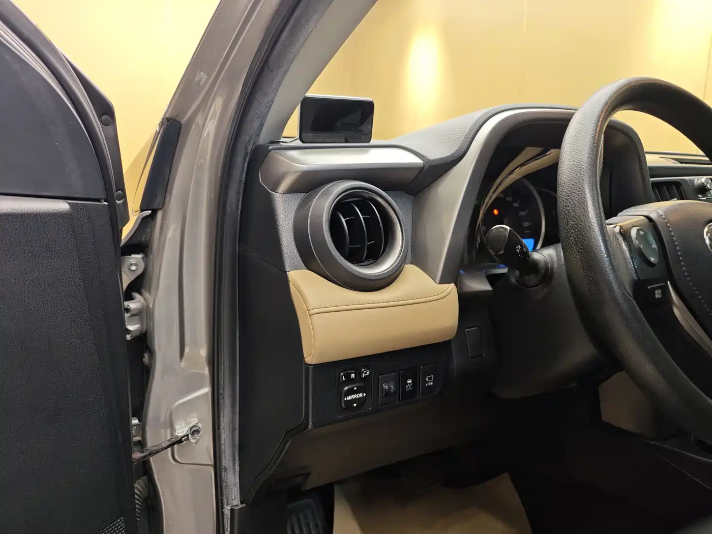 Toyota RAV4 Rongfang 2019 2.0L CVT 2WD Trend Edition China VI фото 11