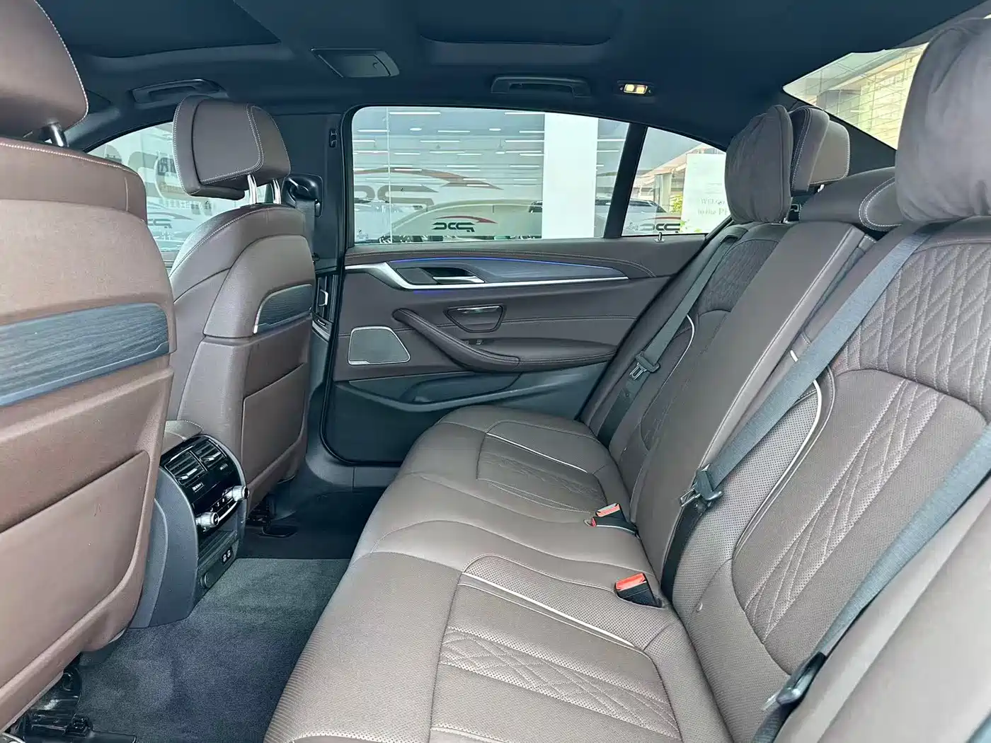 BMW 5 Series 2021 530Li Premium M Sport Package фото 12