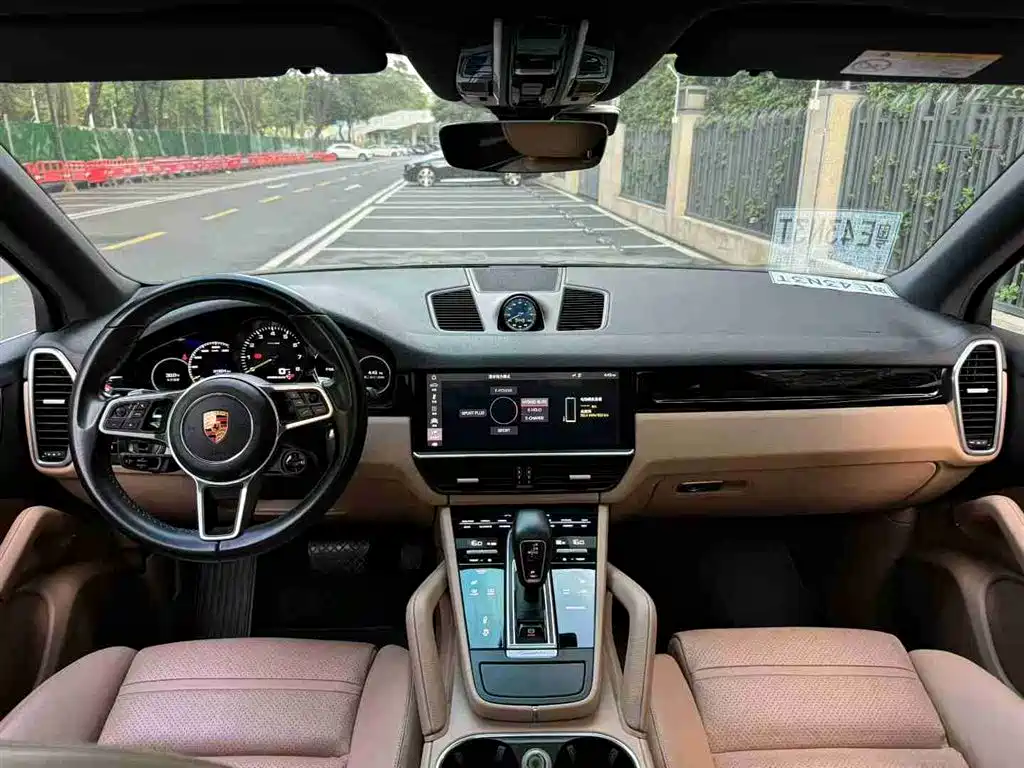 PORSCHE CAYENNE NEW ENERGY