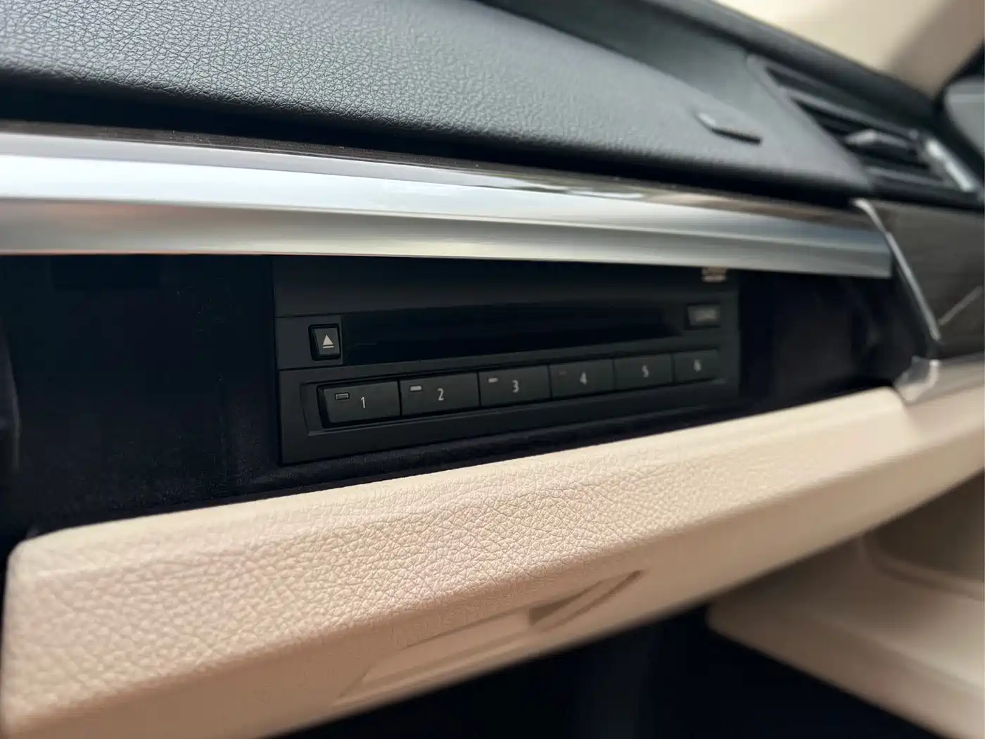 BMW 7 Series 2010 4.4T Hybrid фото 26