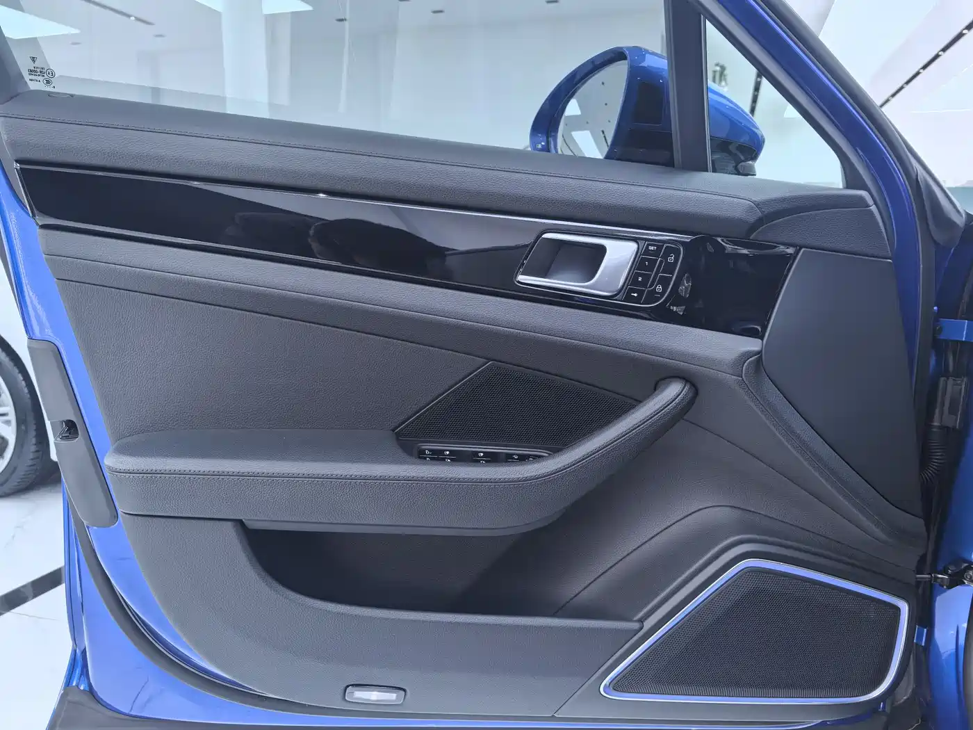 Porsche Panamera 2019 Panamera 2.9T фото 7