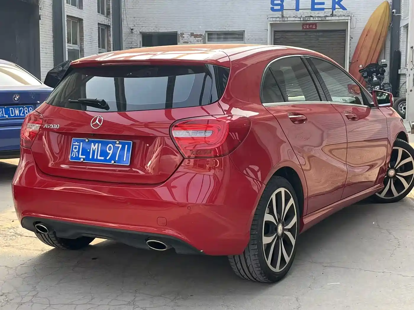 Mercedes-Benz A-Class (Import) 2015 A 200 Fashion фото 2