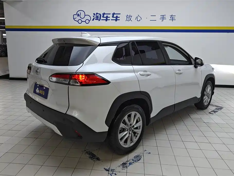 Toyota Corolla Cross 2024 2.0L Elite Edition фото 3