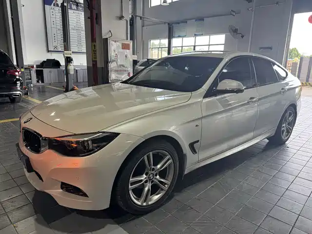BMW 3 Series GT 2020