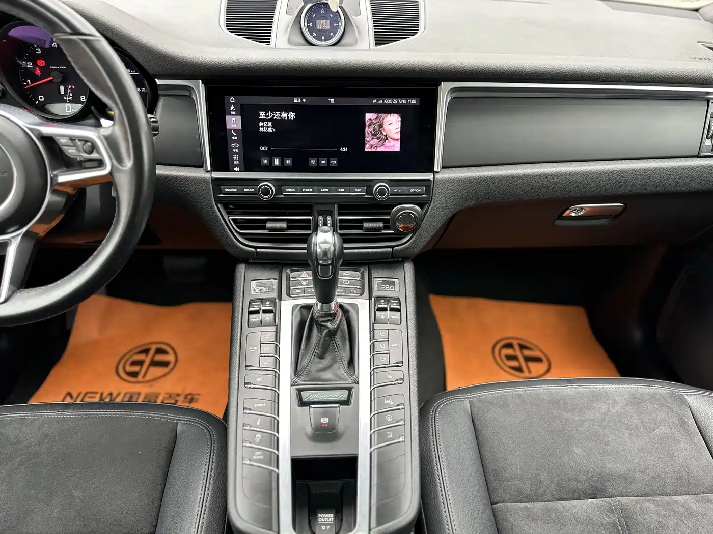 Porsche Macan 2018 Macan 2.0T фото 20