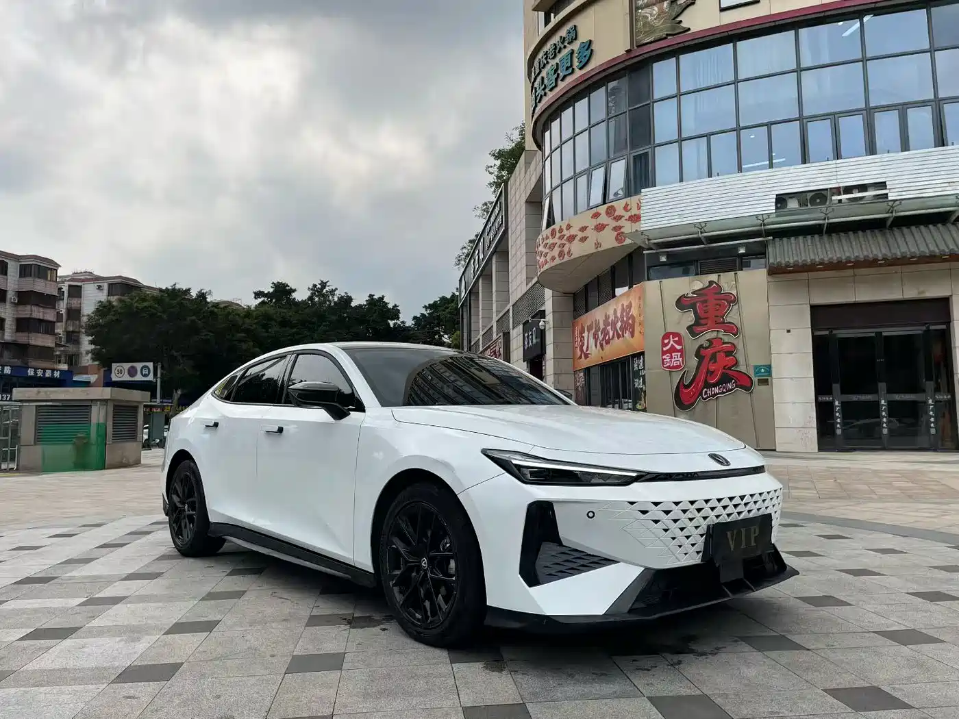CHANGAN UNI-V