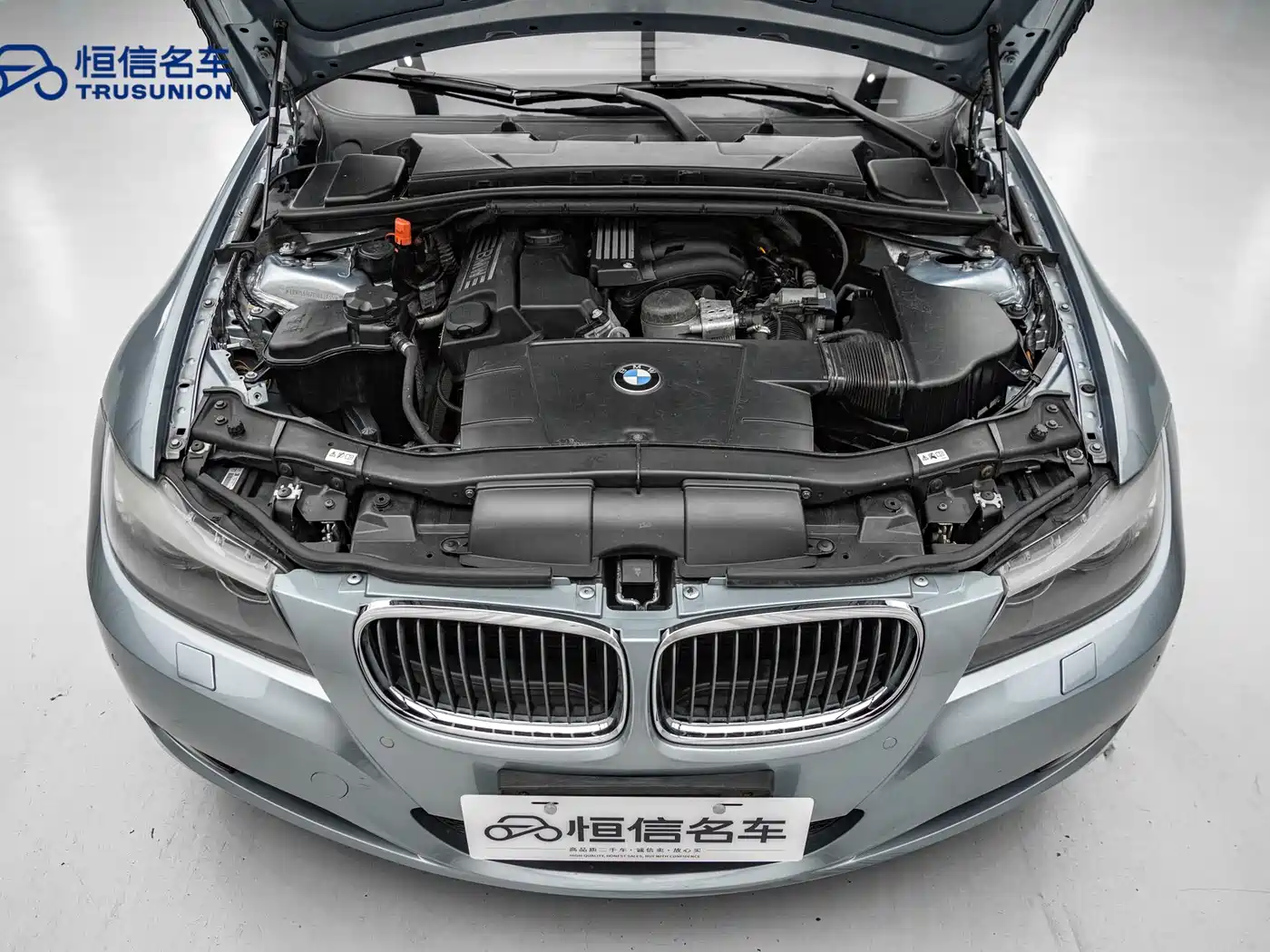 BMW 3 Series 2011 320i Fashion фото 19
