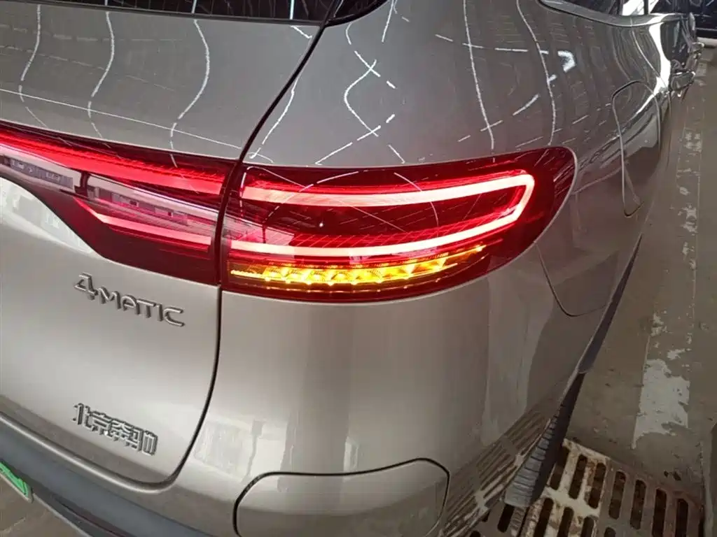 Mercedes-Benz EQC 2021 EQC 400 4MATIC фото 8