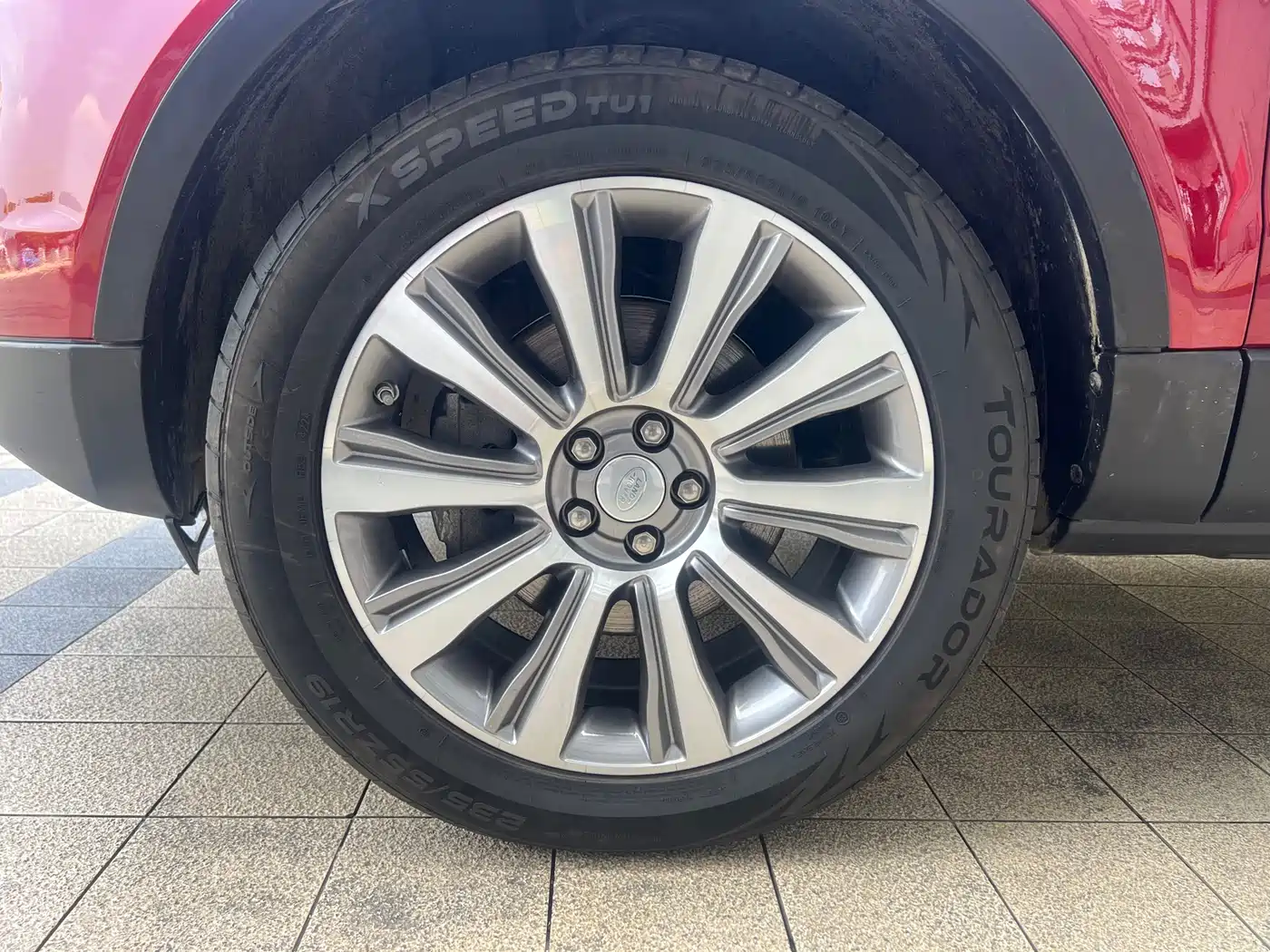 Land Rover Range Rover Evoque 2017 2.0T SE Smart Shine Edition фото 5