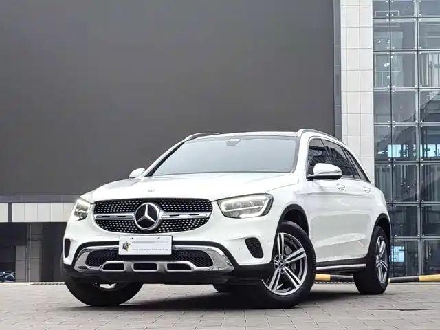 MERCEDES-BENZ GLC