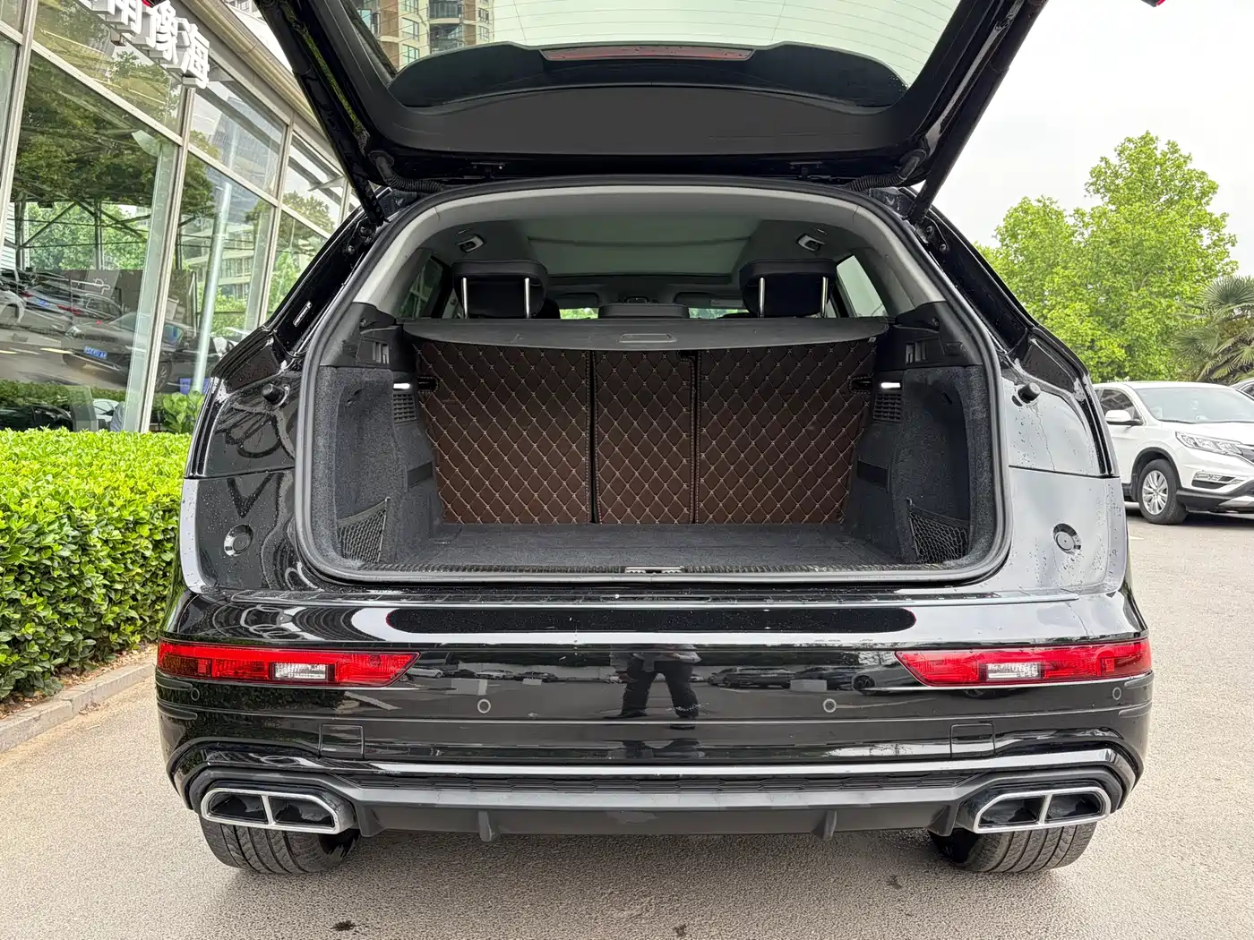 Audi Q5L 2023 45T Luxury Dynamic фото 12