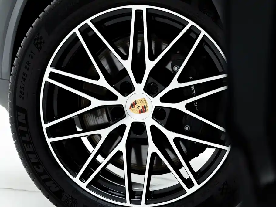 Porsche Cayenne 2026 2025 Cayenne 3.0T Dream Chaser Edition