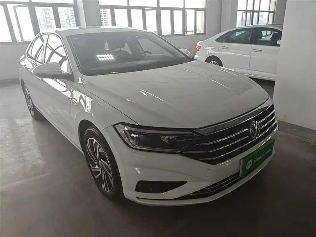 Volkswagen Sagitar 2022 280TSI DSG Surpassing Edition фото 4