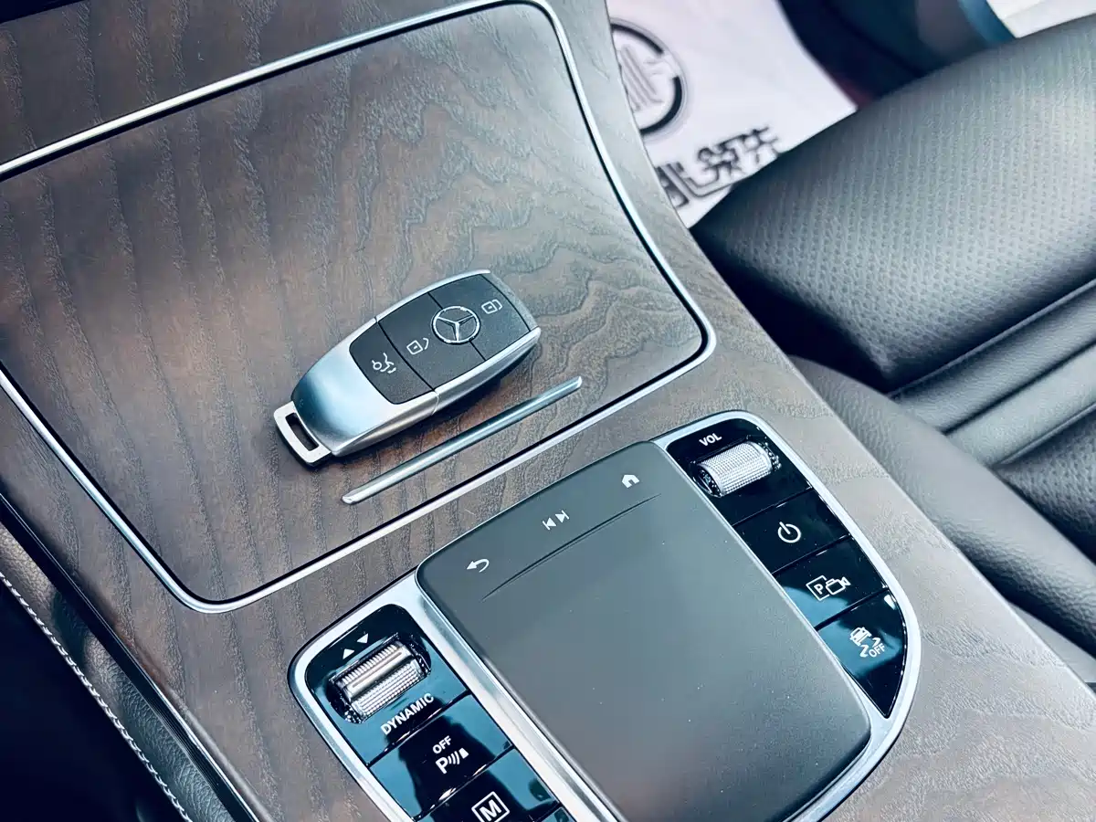 Mercedes-Benz GLC 2021 GLC 260 L 4MATIC Luxury фото 9