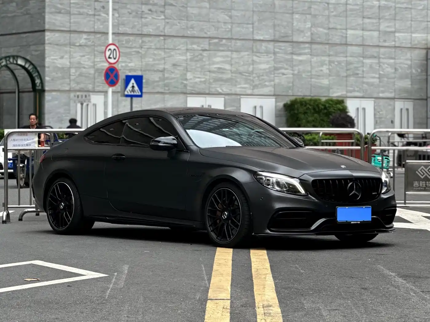 Mercedes-Benz C-Class AMG 2019 AMG C 63 S Coupe фото 3