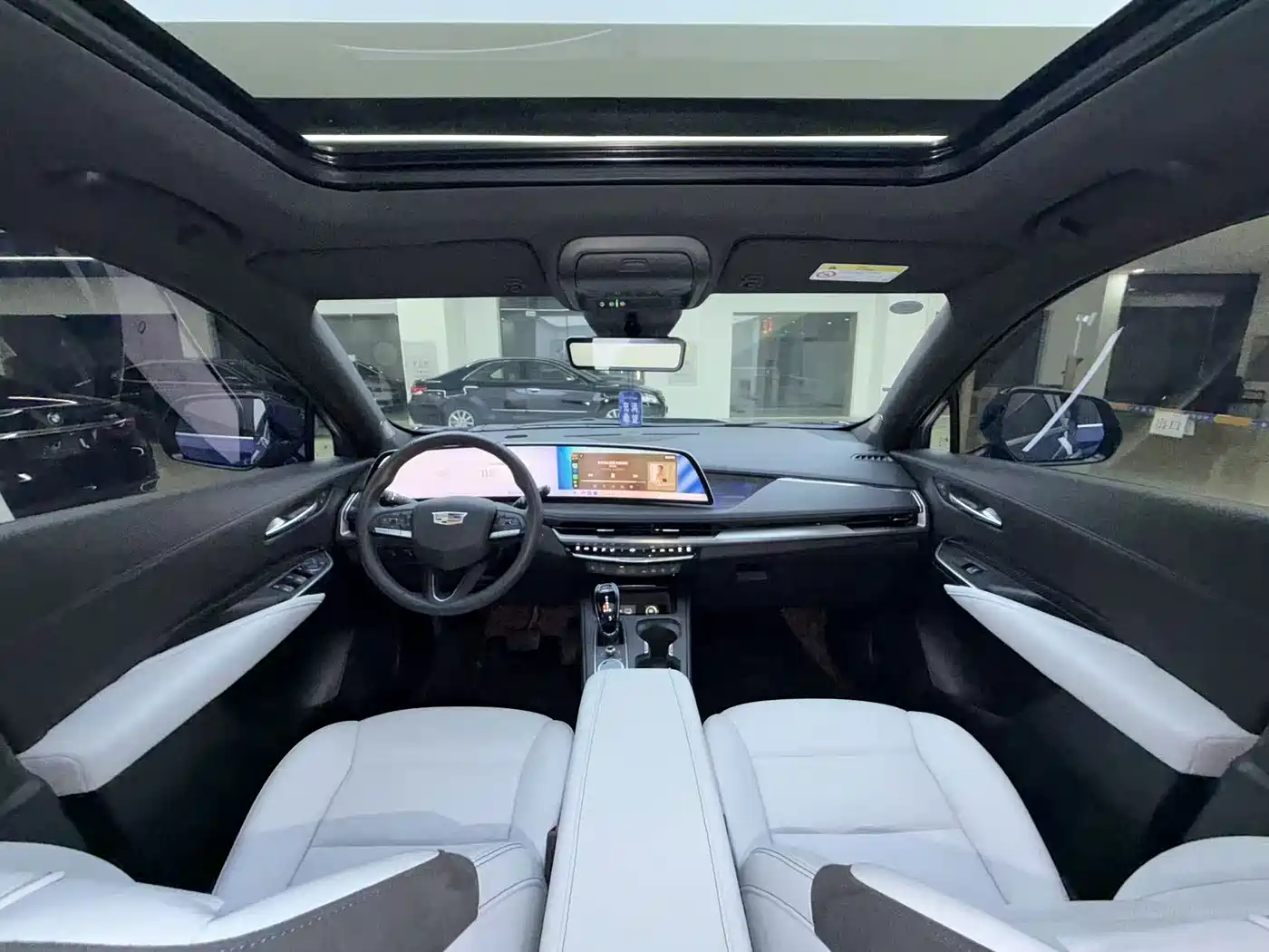 2024 Cadillac XT4