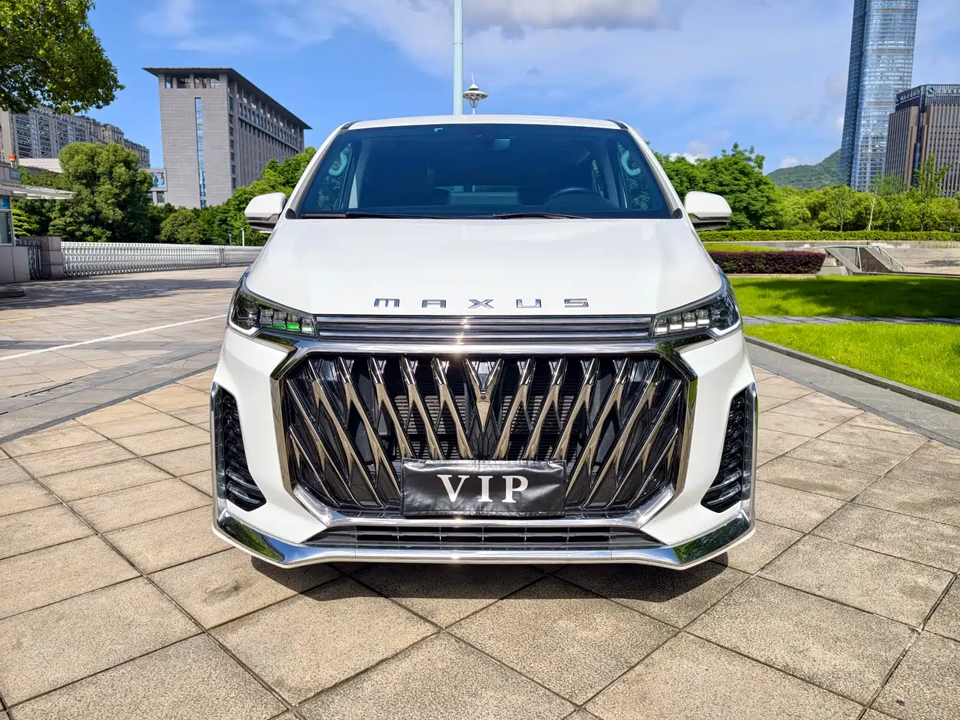 SAIC Maxus Maxus G20 2023 Facelift PLUS 2.0T Gasoline Auto Luxury фото 2