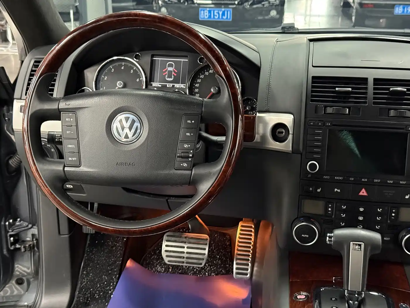 Volkswagen Touareg фото 7