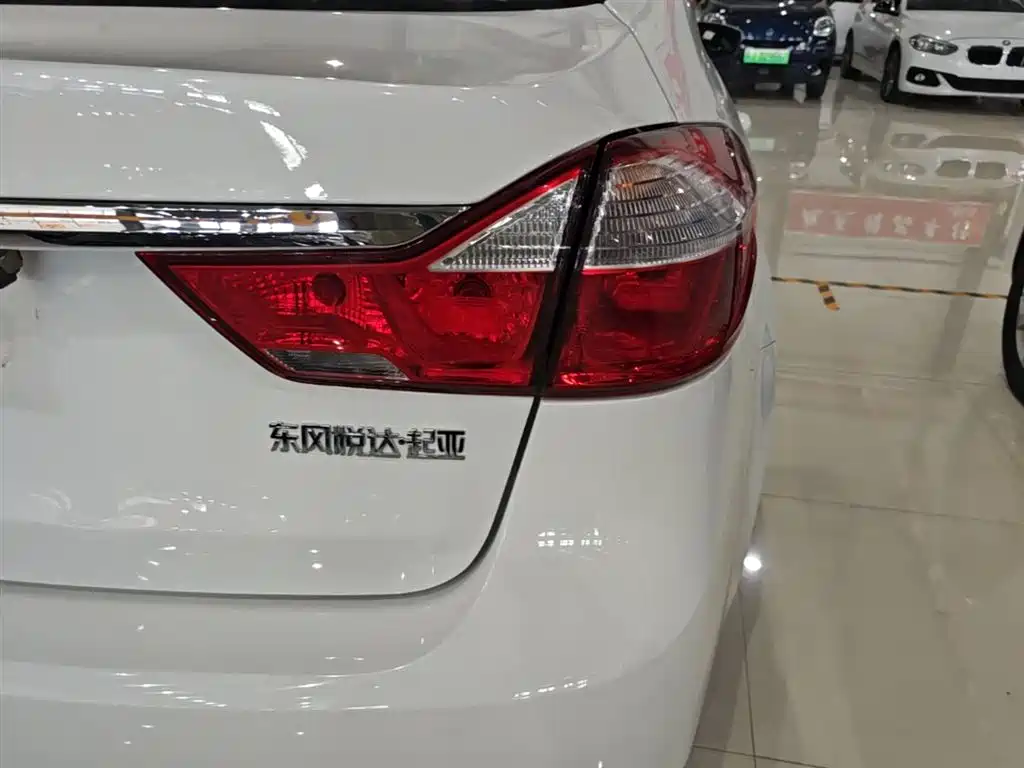 Kia K3 2017 1.6L Automatic 15th Anniversary Special GLS фото 8