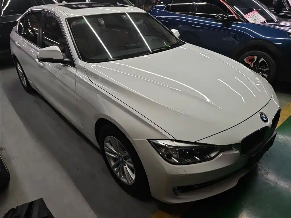 BMW 3 Series 2014 320Li Fashion фото 22