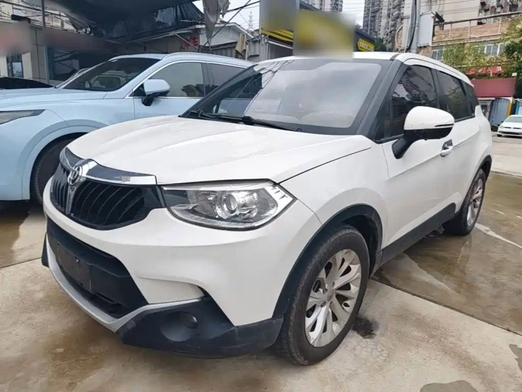 Zhonghua V3 2015 2015 1.5L Manual Smart Edition