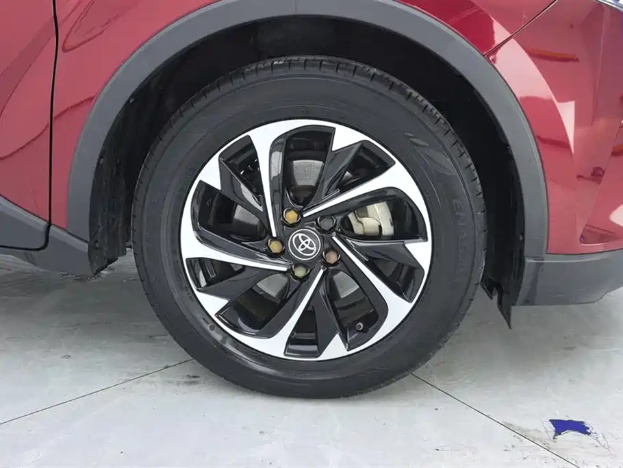 Toyota IZOA 2018 2.0L Yichi Edition China V фото 6