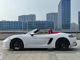 Photo 4 - Porsche 718