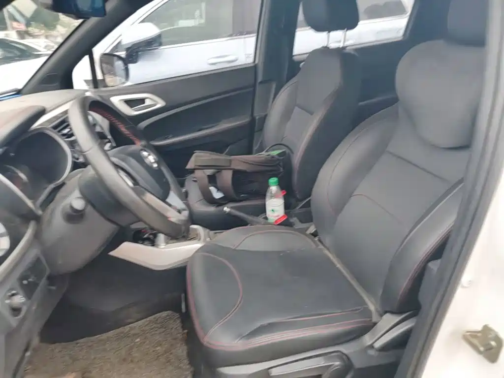 Zhonghua V3 2015 2015 1.5L Manual Smart Edition