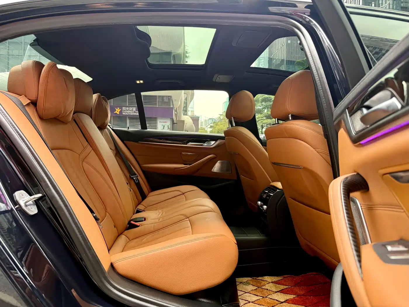 BMW 5 Series 2020 530Li Exclusive M Sport Package фото 12