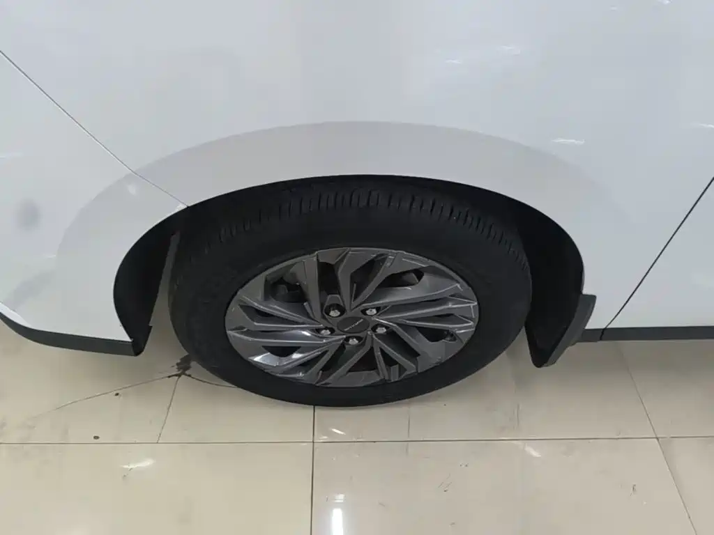 Maxus Maxus G50 2020 2020 1.5T Auto Luxury