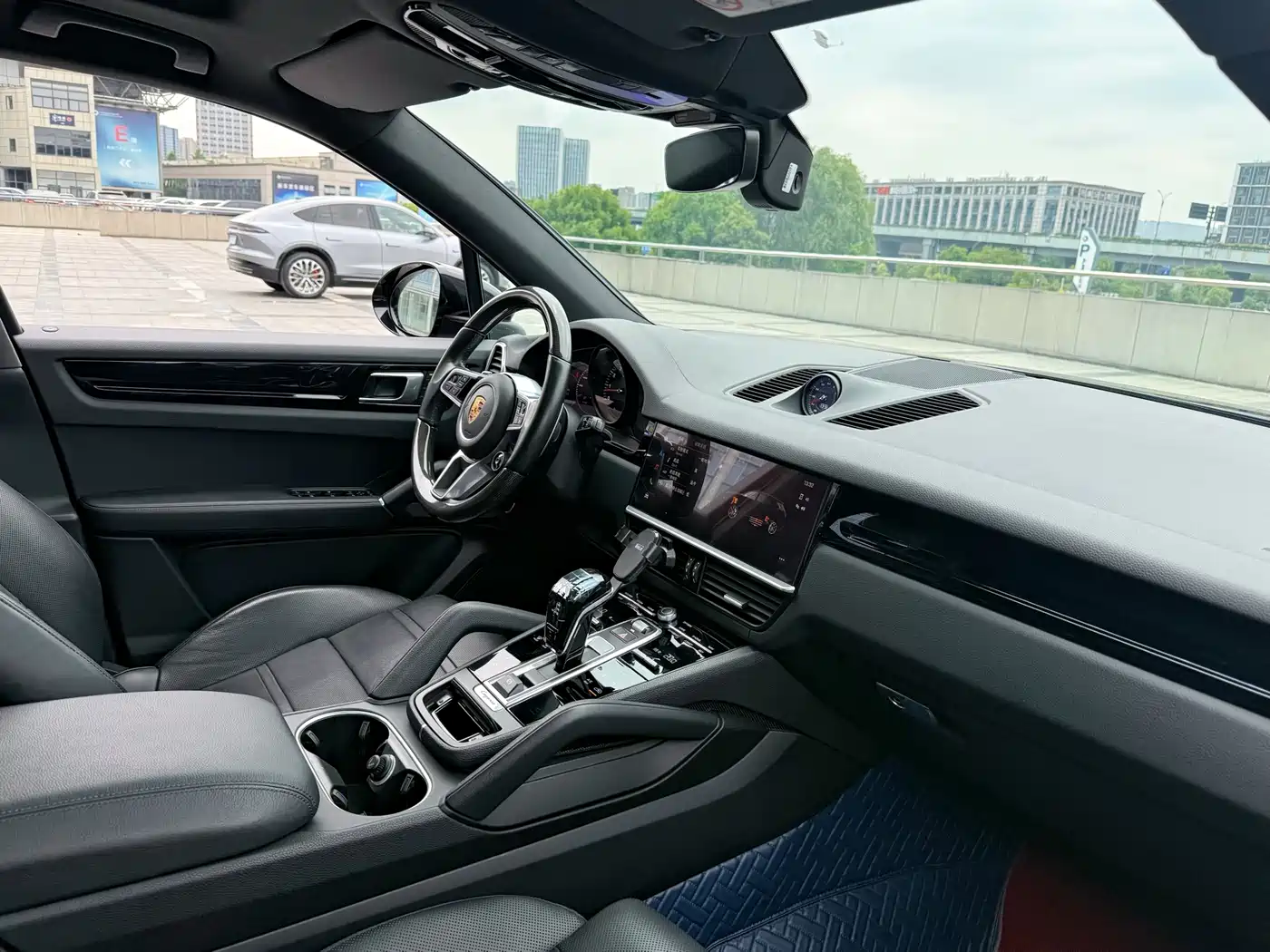 Porsche Cayenne 2022 Cayenne 3.0T Platinum Edition фото 8