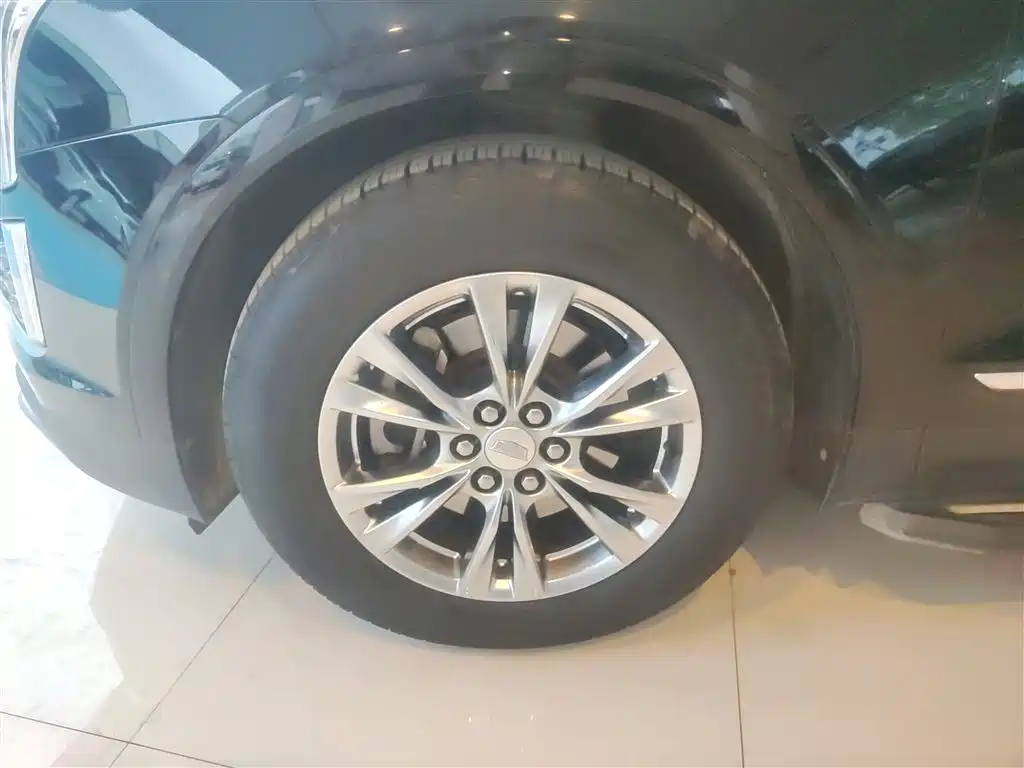 Cadillac XT5 2020 28T Luxury Model фото 25