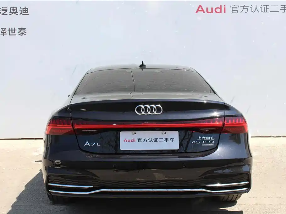 Audi A7L 2024 45TFSI quattro S-line Vision Edition Crystal Package фото 5