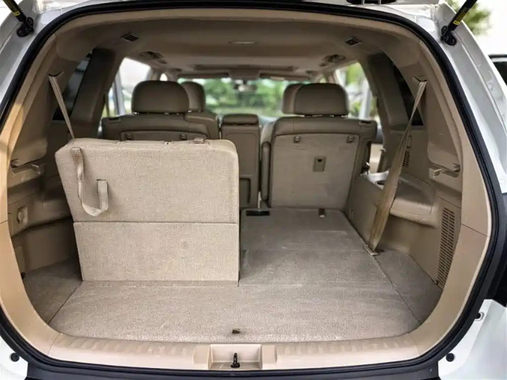 Toyota Highlander 2012 2.7L 2WD 7-Seater Luxury Edition фото 9