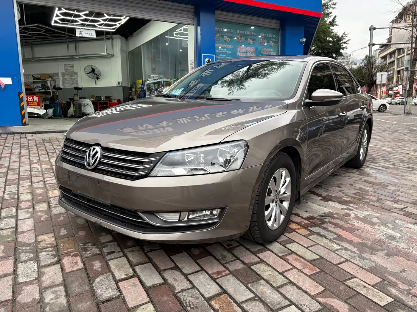 Volkswagen Passat 2011 1.8TSI DSG Honor Edition