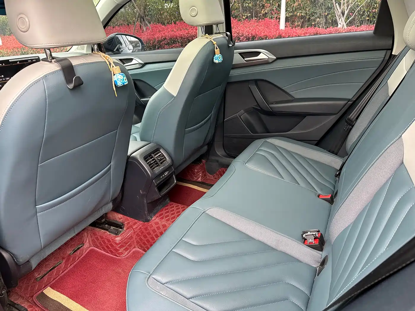 Volkswagen Tharu 2023 300TSI 2WD Full Moon Edition фото 10