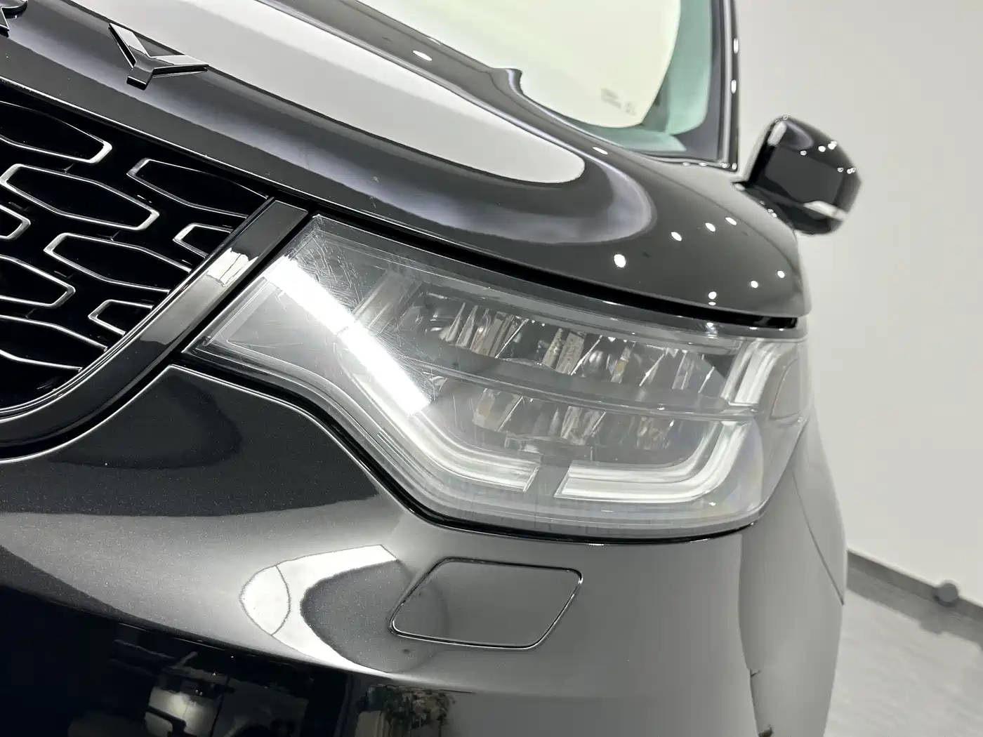 Land Rover Discovery 2017 3.0 SC V6 SE фото 17