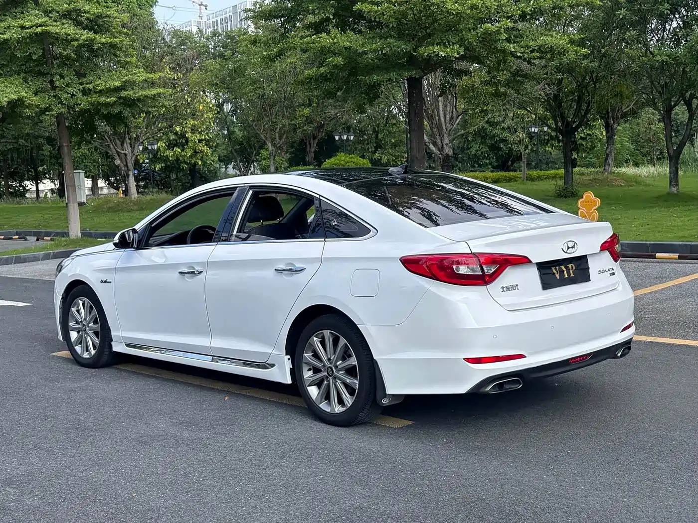 Hyundai Sonata 2015 1.6T GLS Smart фото 4