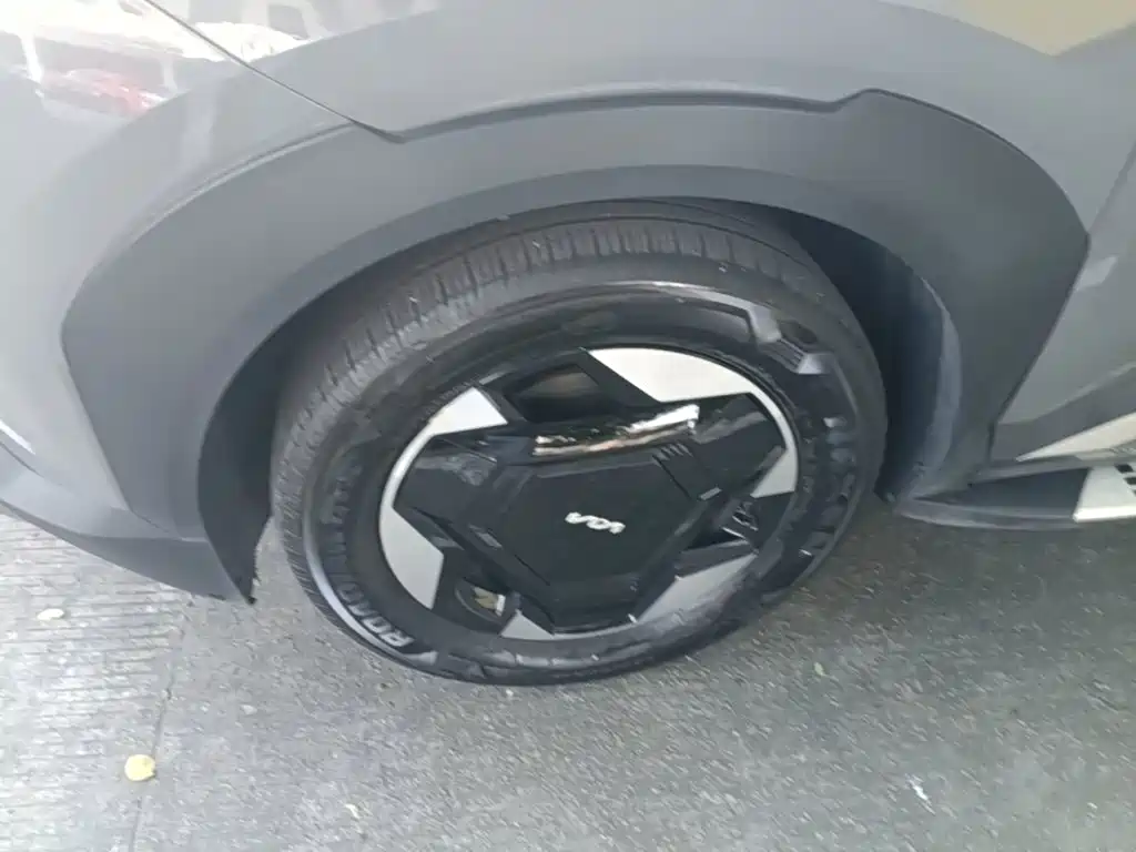 Фото 23 - Kia EV5