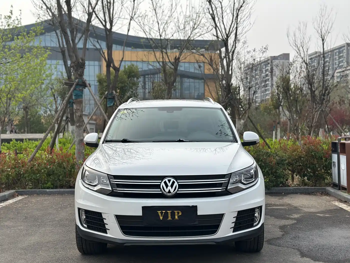 Volkswagen Tiguan 2015 1.8TSI Automatic 4WD Highline фото 2