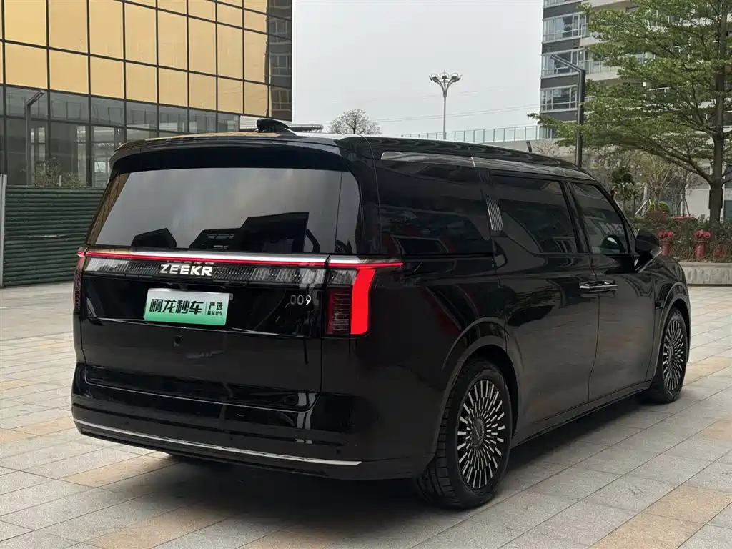 ZEEKR EXTREME KRYPTON 009