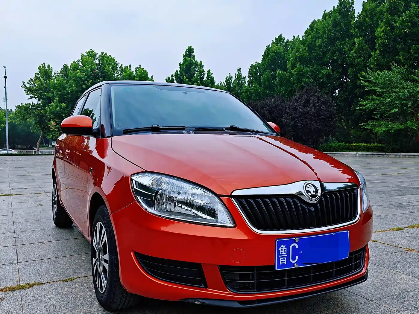 Škoda Fabia 2016 2015 1.4L Automatic Pioneer Edition